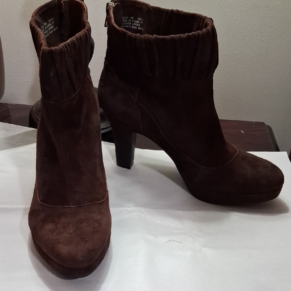Indigo Shoes - Indigo Dark Brown Heeled Boots